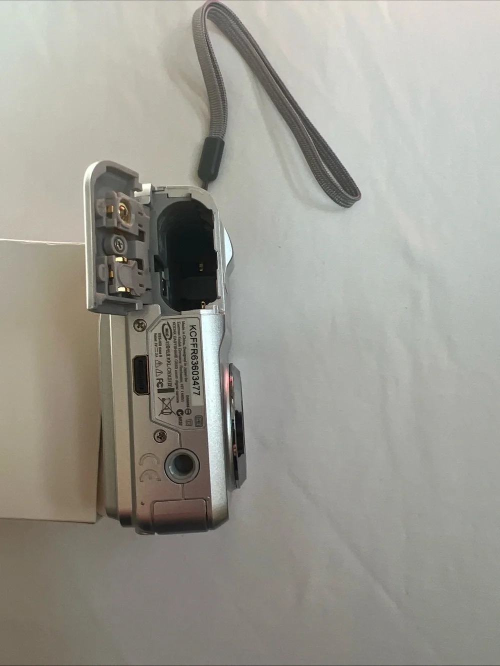 Kodak Easyshare C533 Digital Camera 5mp 3x Zoom NO SD Card WORKING Takes 2 AA